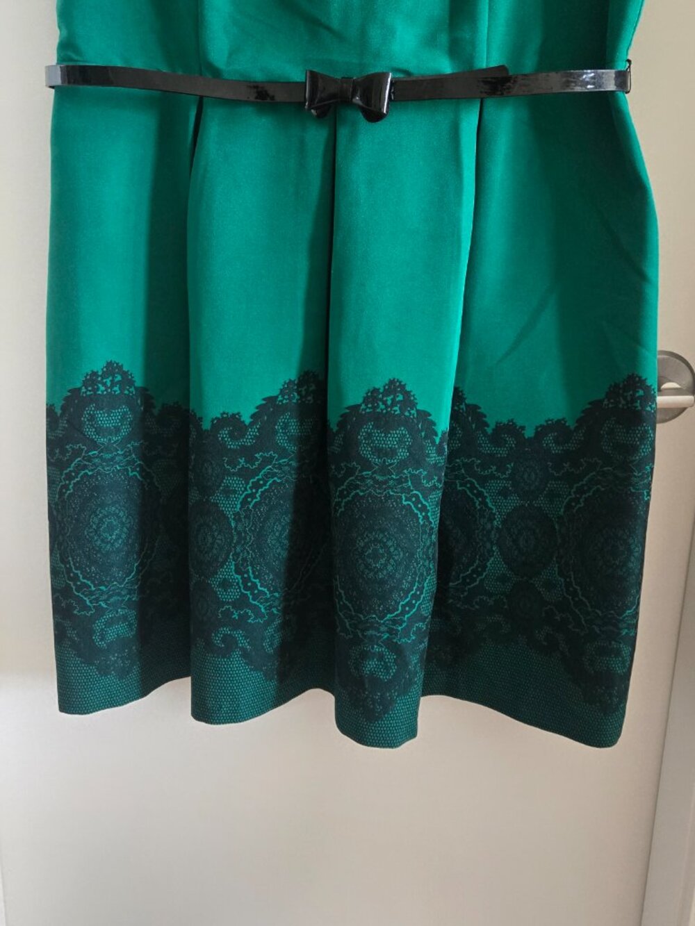 Roz & Ali Plus Size Fit & Flare Dress - Emerald Green with Lace Print - Picture 4 of 9